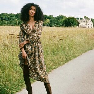 Doen Midi Dress - Delfina Noir Narcissus Floral